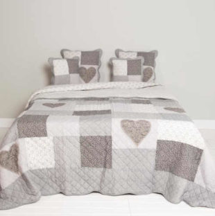 Kvalitní deka na dvoulůžkovou postel